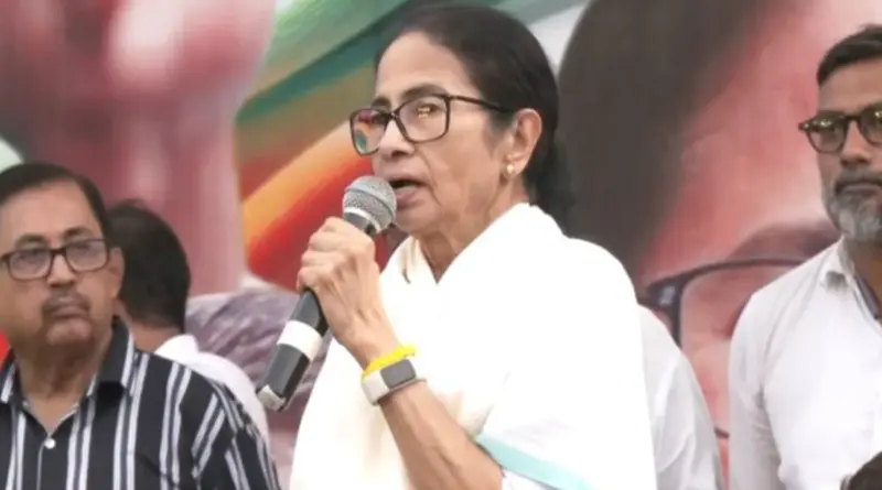 ‘वोट चोरी’ के आरोप पर 1 नवंबर को दिल्ली में जुटेगा विपक्ष, ममता बनर्जी ने की एकजुट होने की अपील